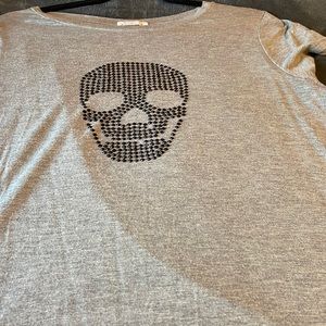 Skull shirt
